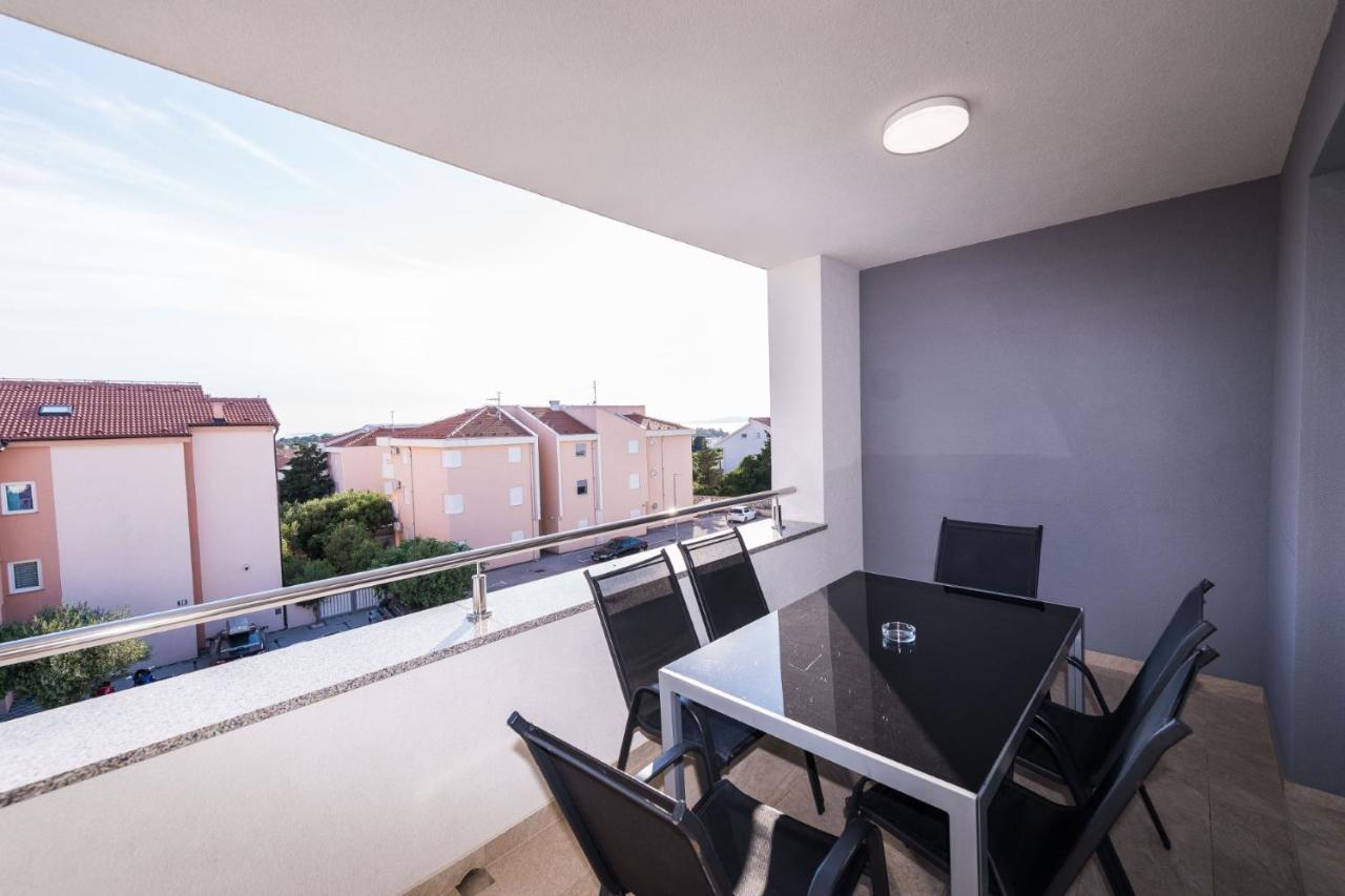 Apartments & Rooms Danivan Pool Villas B 노바야 외부 사진