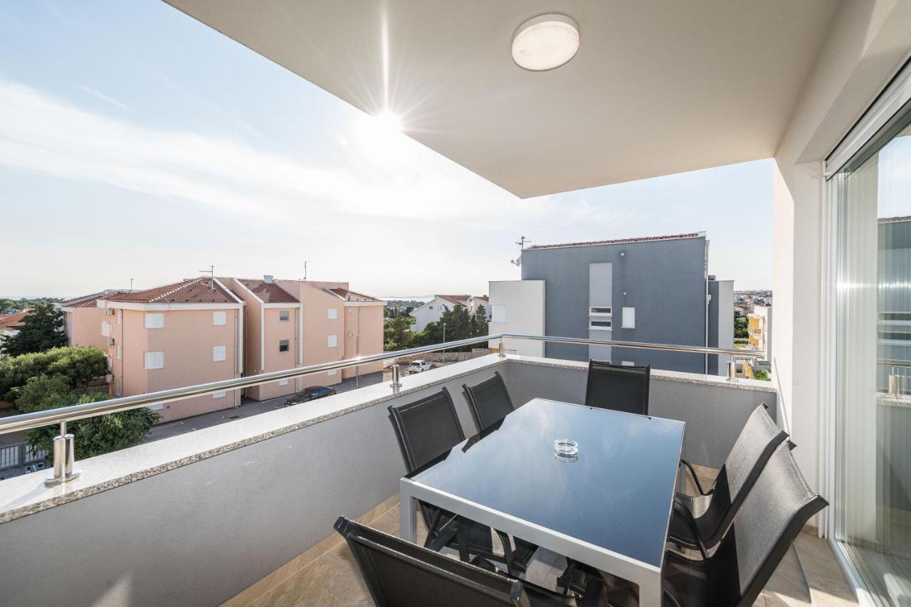 Apartments & Rooms Danivan Pool Villas B 노바야 외부 사진