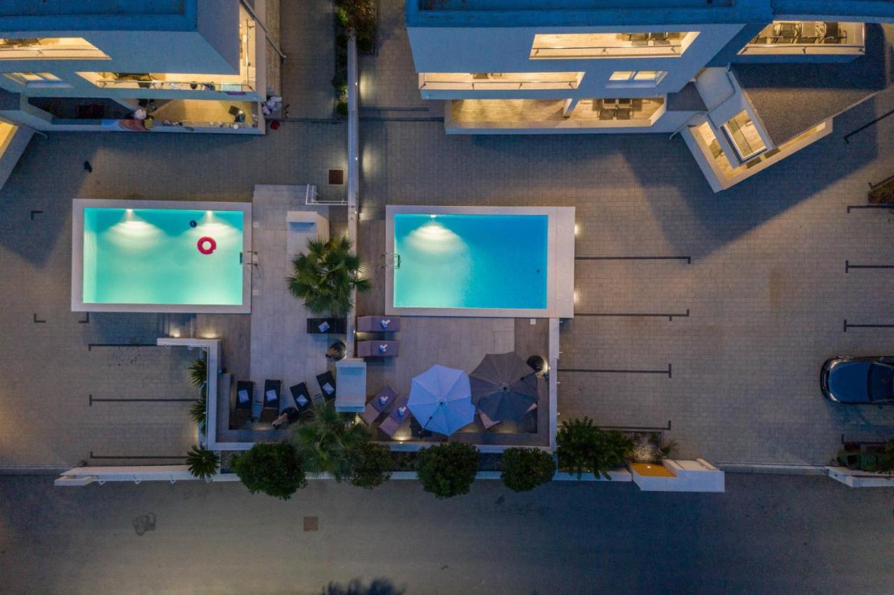 Apartments & Rooms Danivan Pool Villas B 노바야 외부 사진