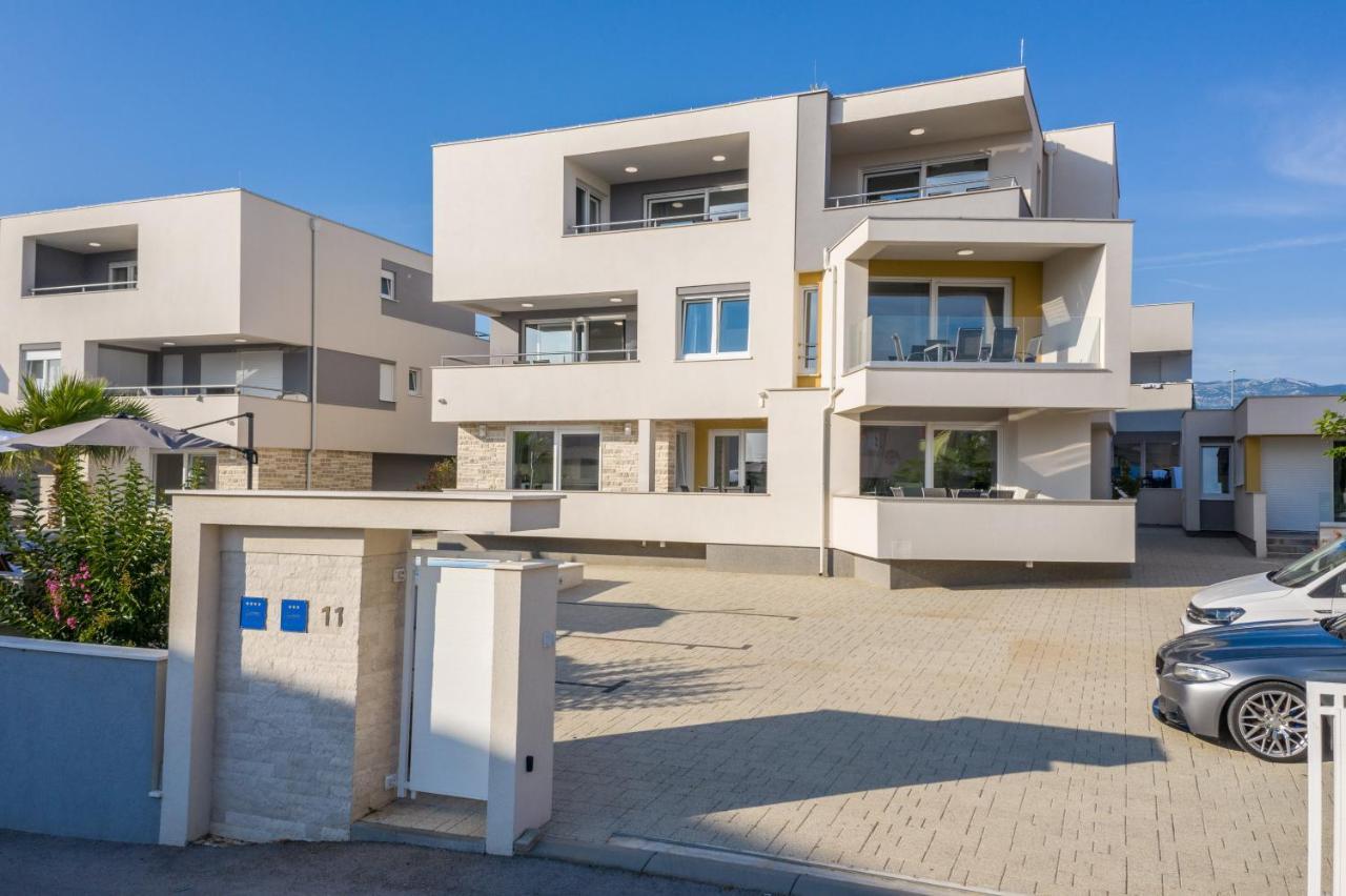 Apartments & Rooms Danivan Pool Villas B 노바야 외부 사진